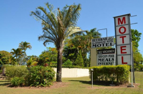 Отель Beerwah Glasshouse Motel  Бирва
